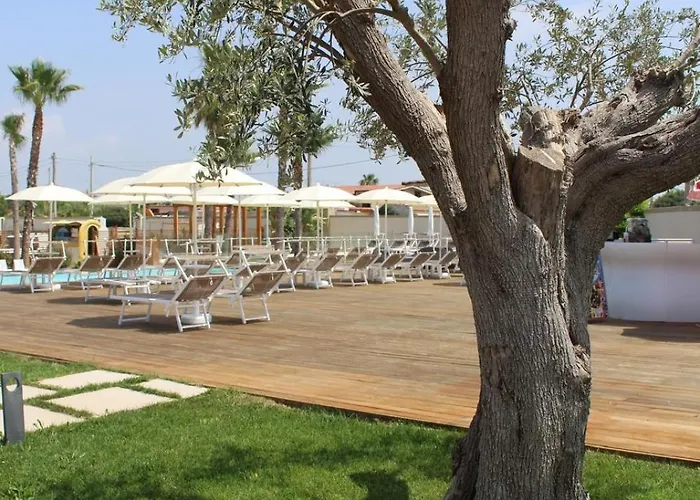 Neas Resort